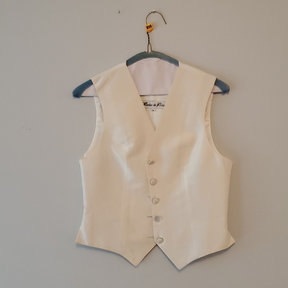 Cream Equestrian Saddleseat Vest Size 6